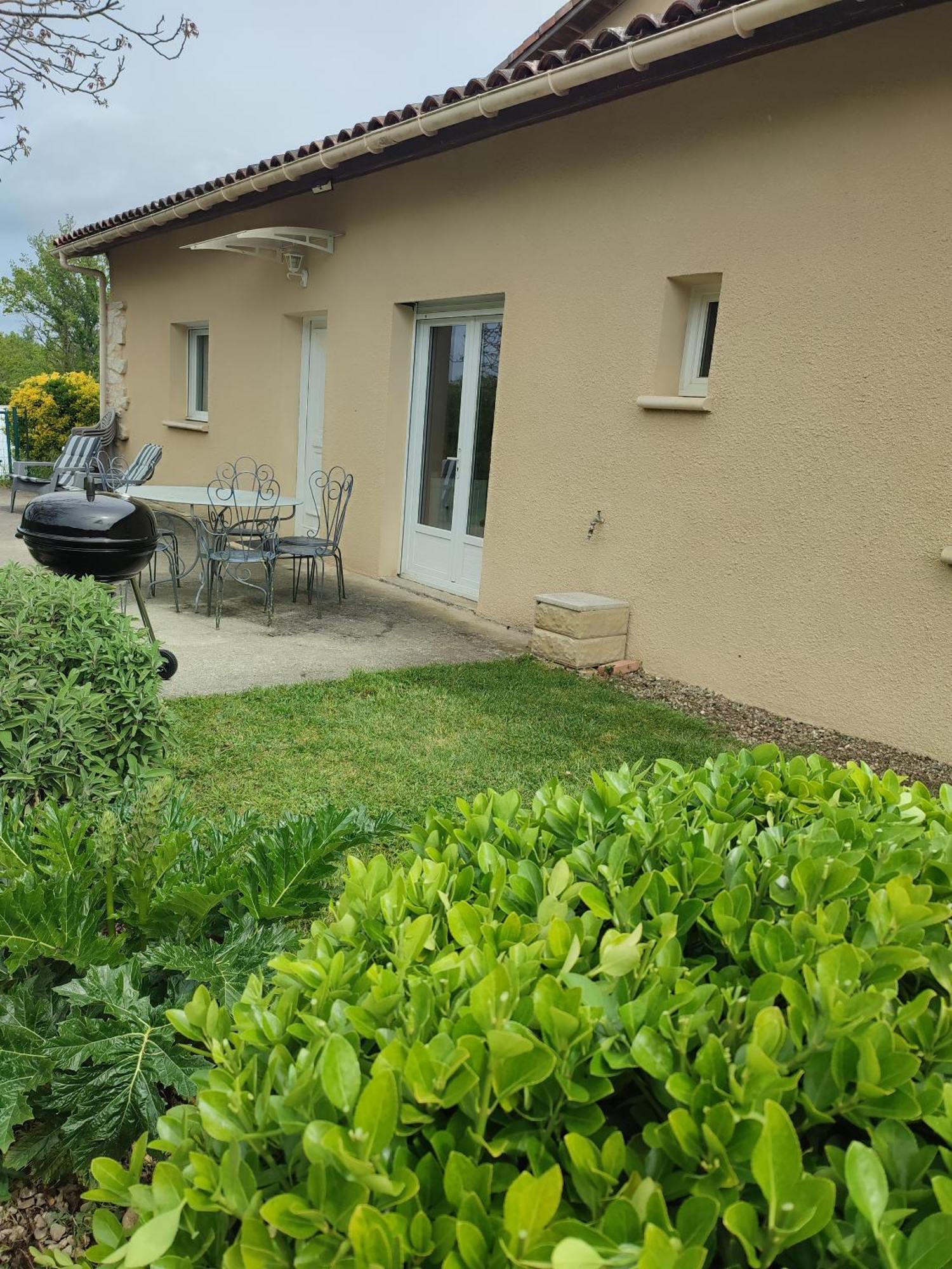 Gite Les Brugues - Lisle Sur Tarn Lisle-sur-Tarn Exterior foto